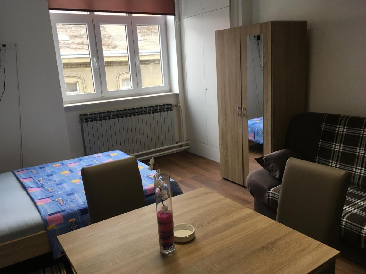 Apartamento Centar Oaza Zagreb Exterior foto